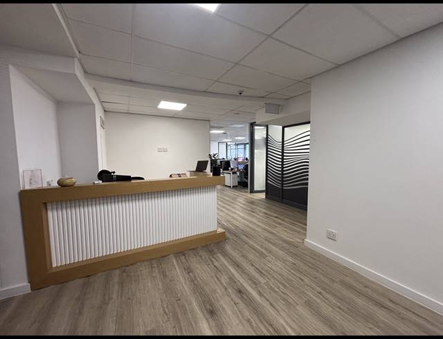 967M² OFFICE TO LET IN PLATTEKLOOF 1